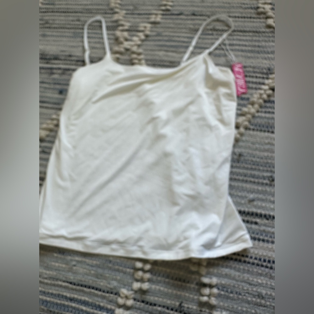 Stylish White Tank Top by [Brand]